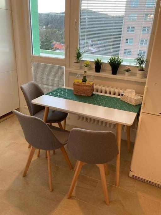 Apartment Star Brno With Terrace 5 Komín Εξωτερικό φωτογραφία